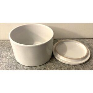 Crate & Barrel 3.75" White Round Salt Cellar w/Lid  # 2998